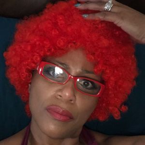 Meet your Posher, Daphne lucy